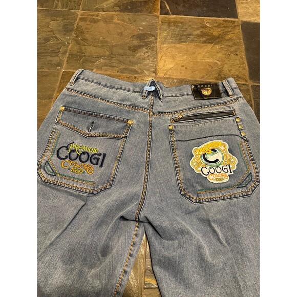 mens COOGI Y2K embroidered  denim shorts size 40 - Picture 2 of 4